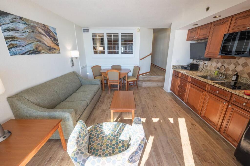 New Remodeled Direct Oceanfront Views Beach Cove Μιρτλ Μπιτς Εξωτερικό φωτογραφία